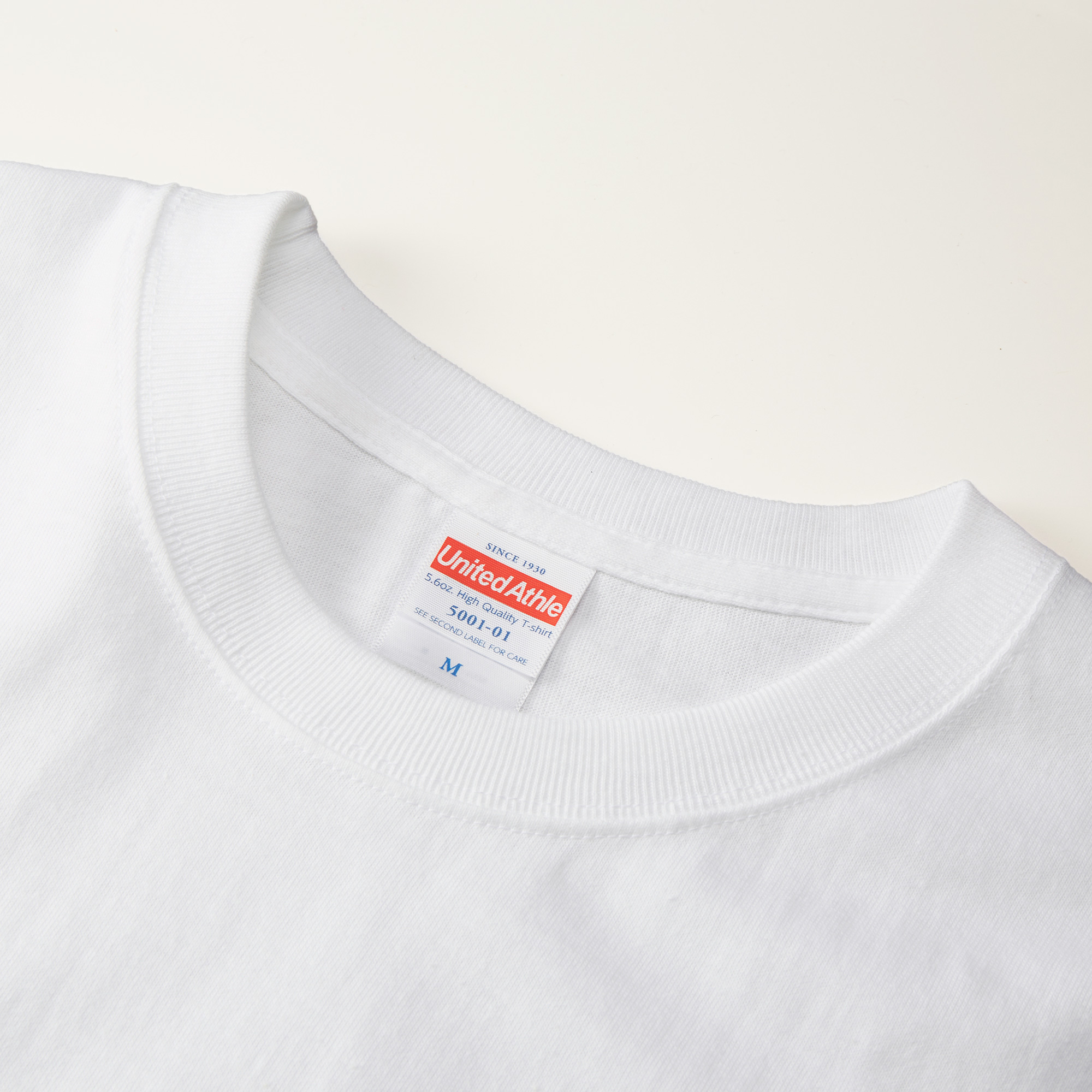 ホワイトTシャツの価格イメージ